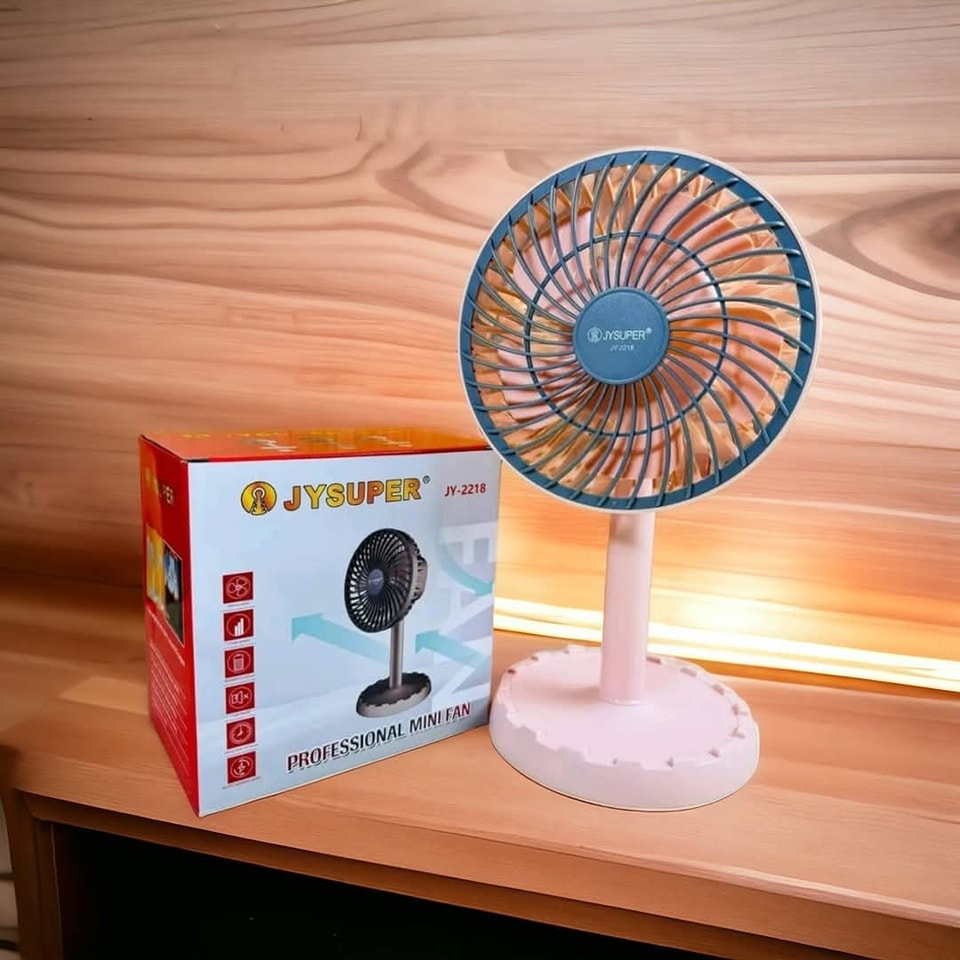 1. JYSUPER JY-2218 USB Rechargeable Mini Table Fan