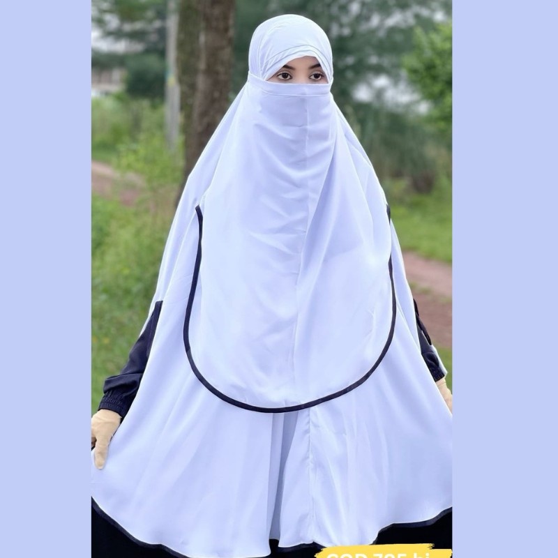 ? ইকরা পাইপিং হিজাব ?