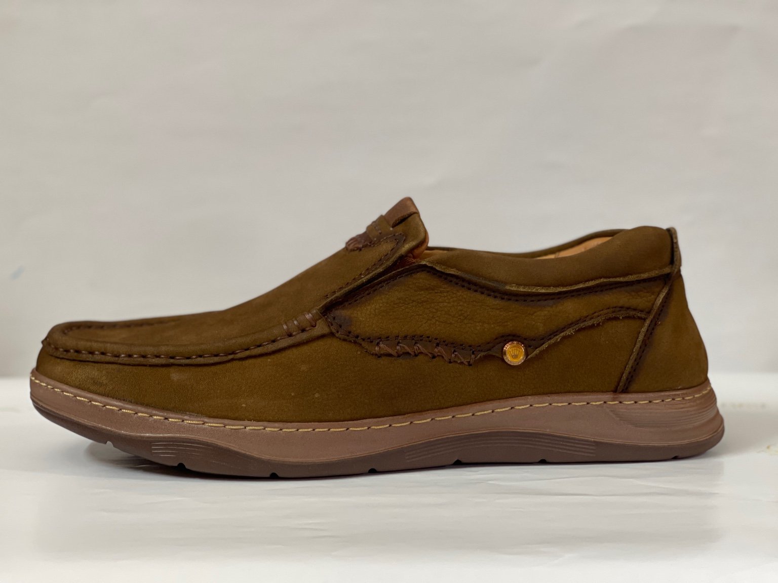 Casual leather shoe