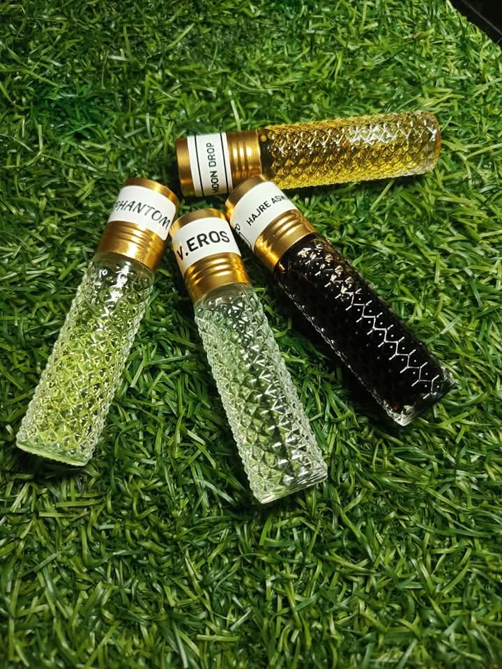Perfume oil
