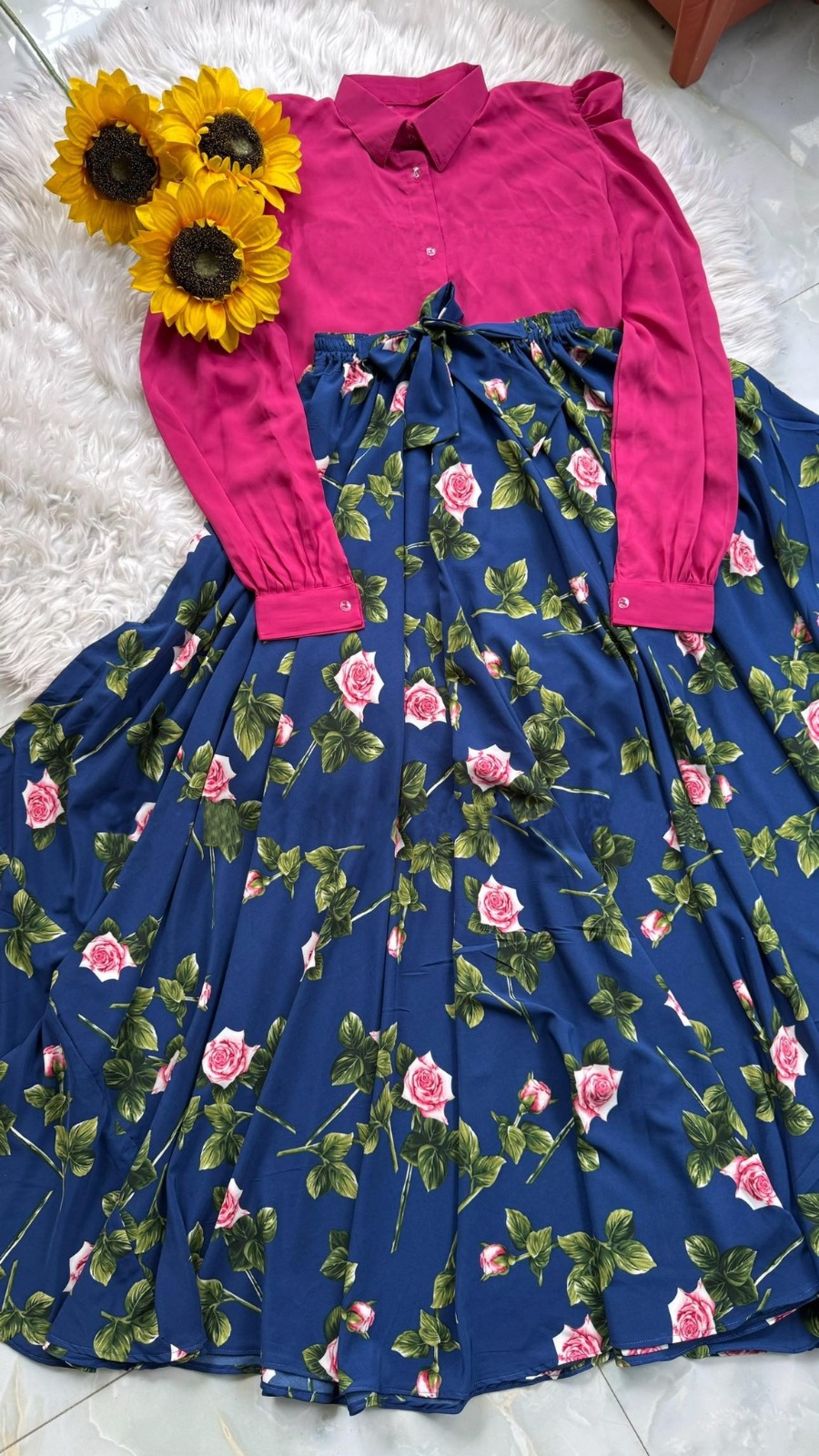 Pori Gown