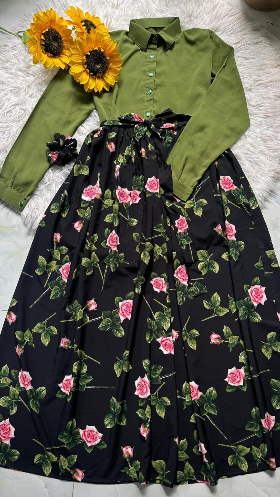Pori Gown