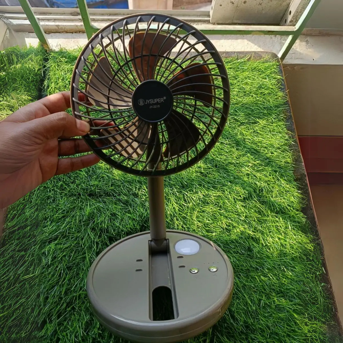 JY-2215 JYSUPER Professional Rechargeable Fan With LED Light Code : 4633