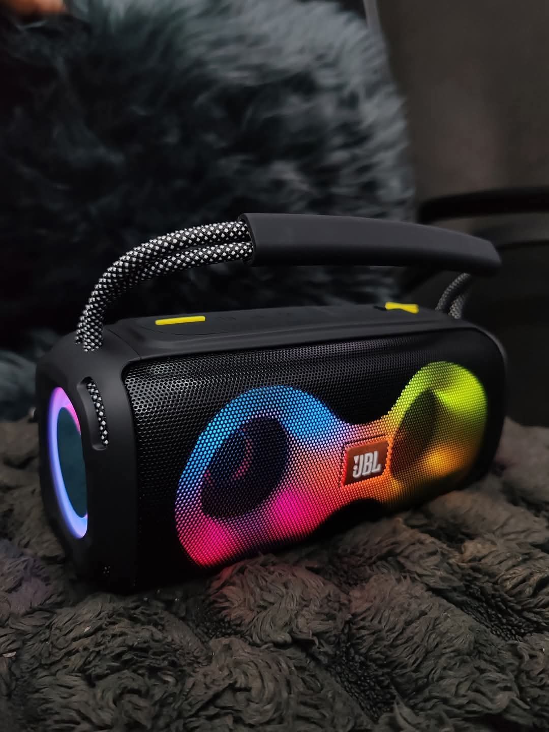 ??? ??-??? ????????? ??????? ??ET-312 Compact Party Speaker – Dual Bass Drivers, RGB Lights, Wireless Bluetooth