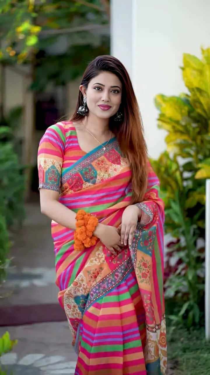 চান্দুরী সিল্ক শাড়ি