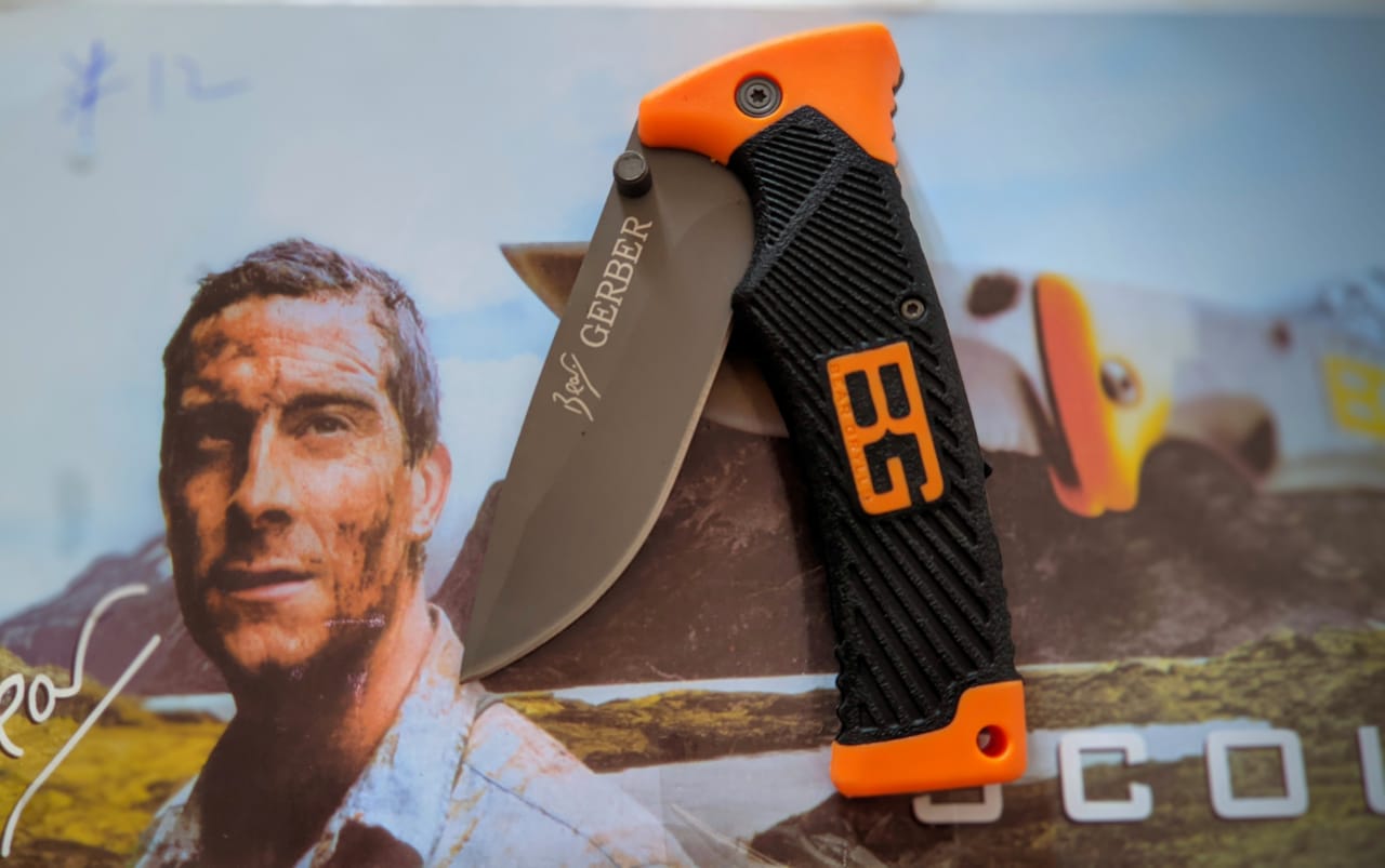 Beargrells survival knife