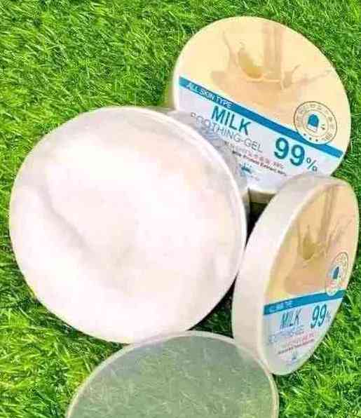??White Milk Soothing Gel 99%??