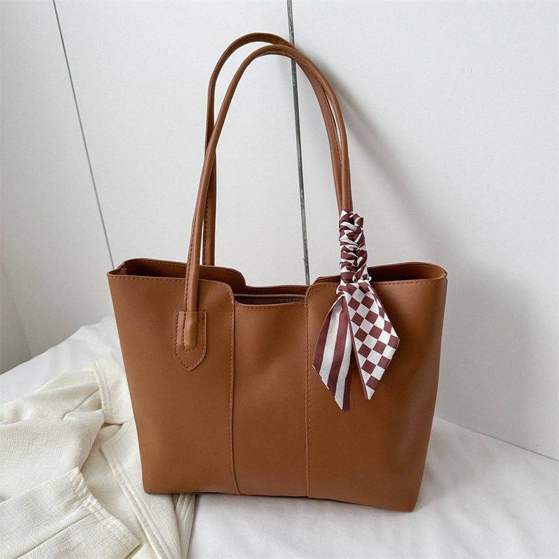 Women’s fashions shoulder Tote Bag.A384