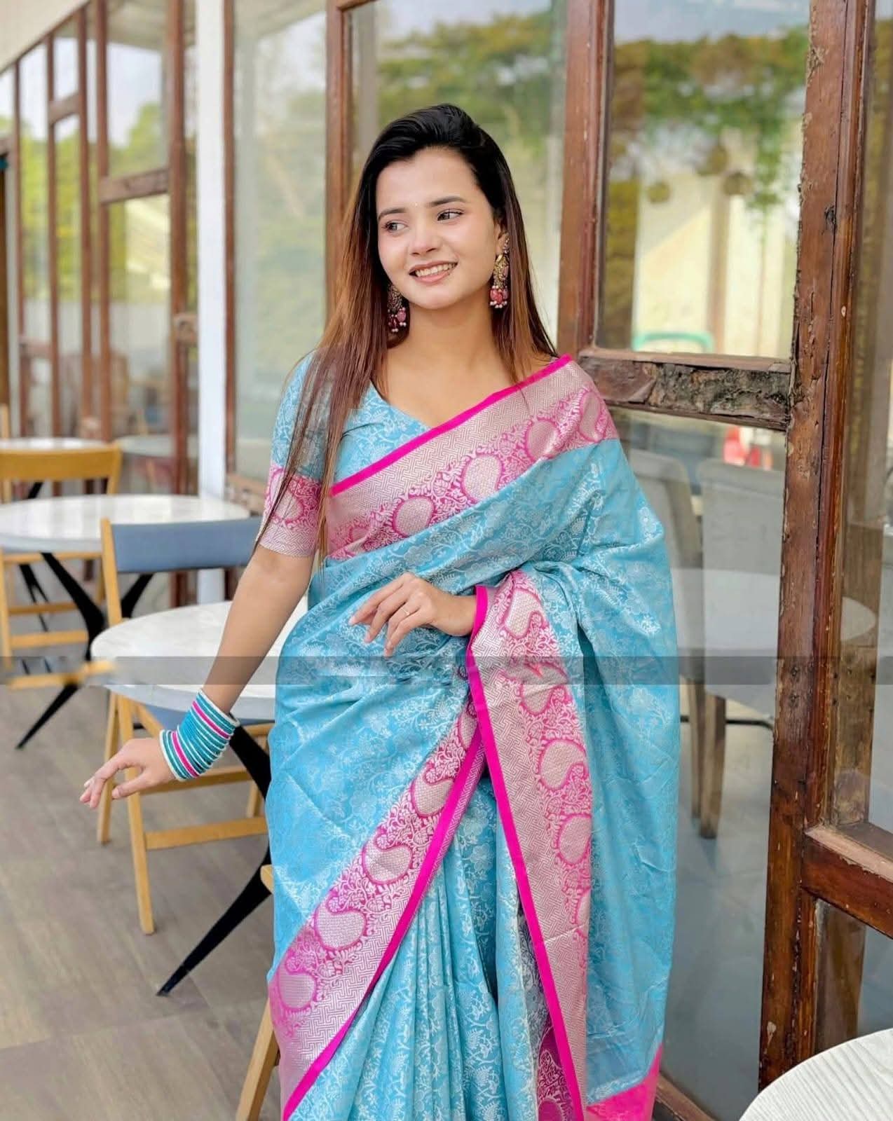দেশিয় কাঞ্চিকাতান শাড়ি ( বোস্ট করা যাবে, স্টক এভেইলেবল)
