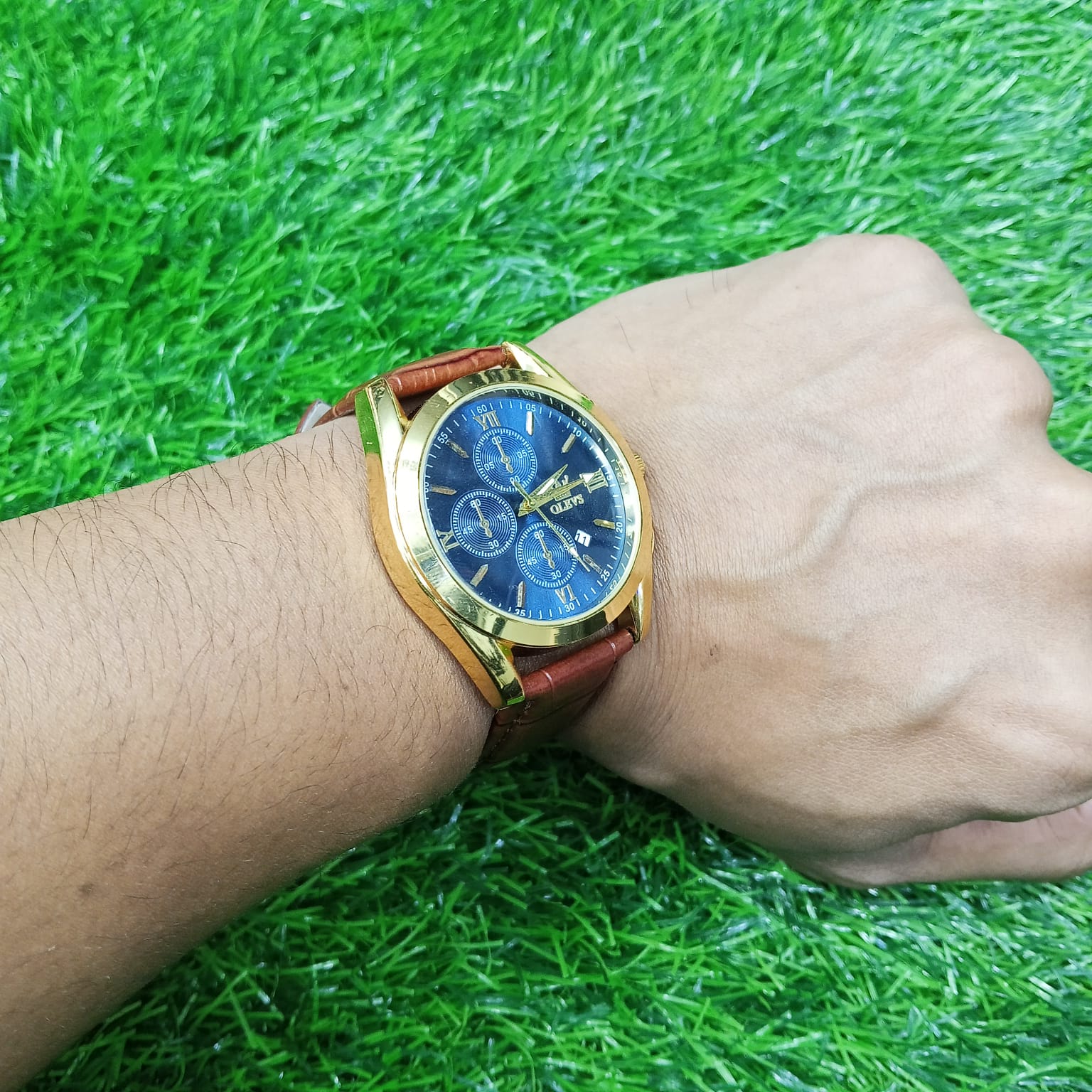 OLEVS 5610 New Luxury Fashion Glass Quartz Analog Men Watch-Water Resistant Code : 3239
