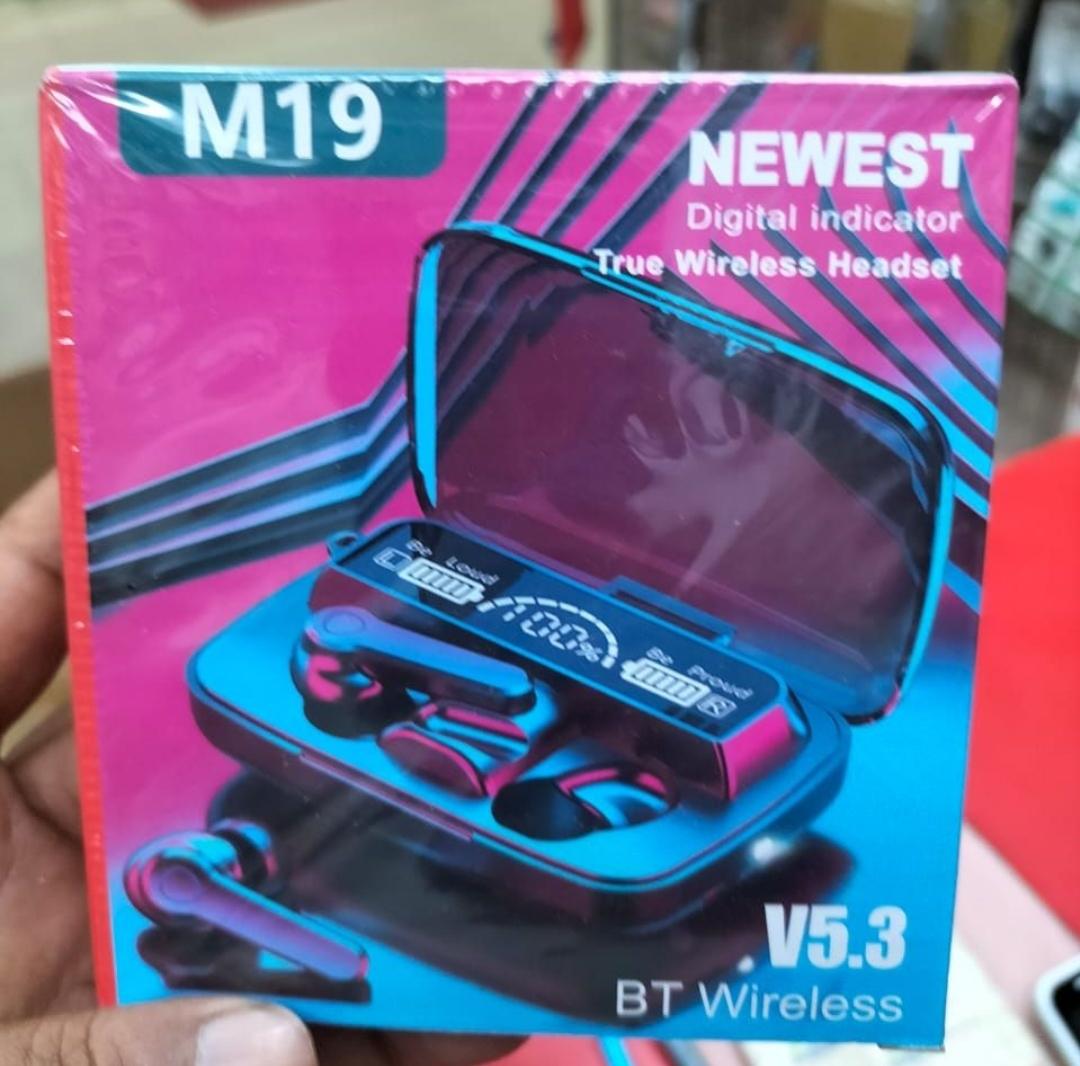 M19 TWS Wireless Earbuds