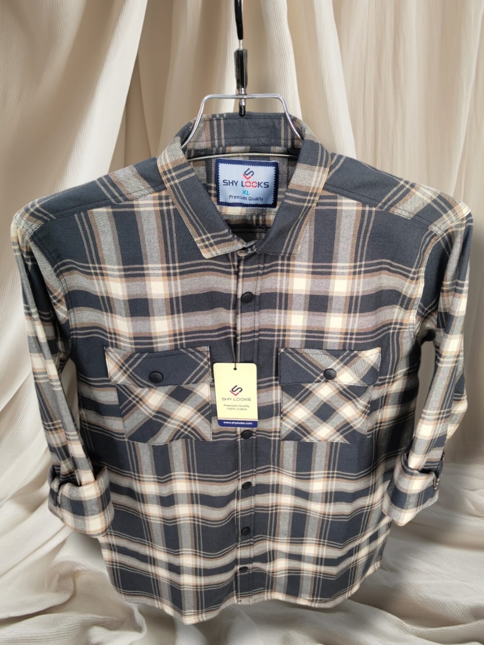 Snap Button Double Pocket Shirt for winter