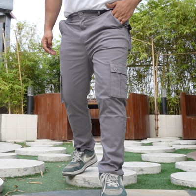 ☺️Premium 6 Pocket Cargo Gabardine Pants☺️