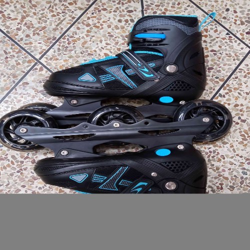 Skating Shoe 100mm 3 Wheel