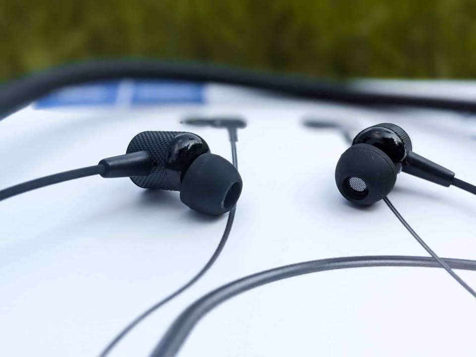 Hoco ES54 Neck Mounted Wireless Earphones