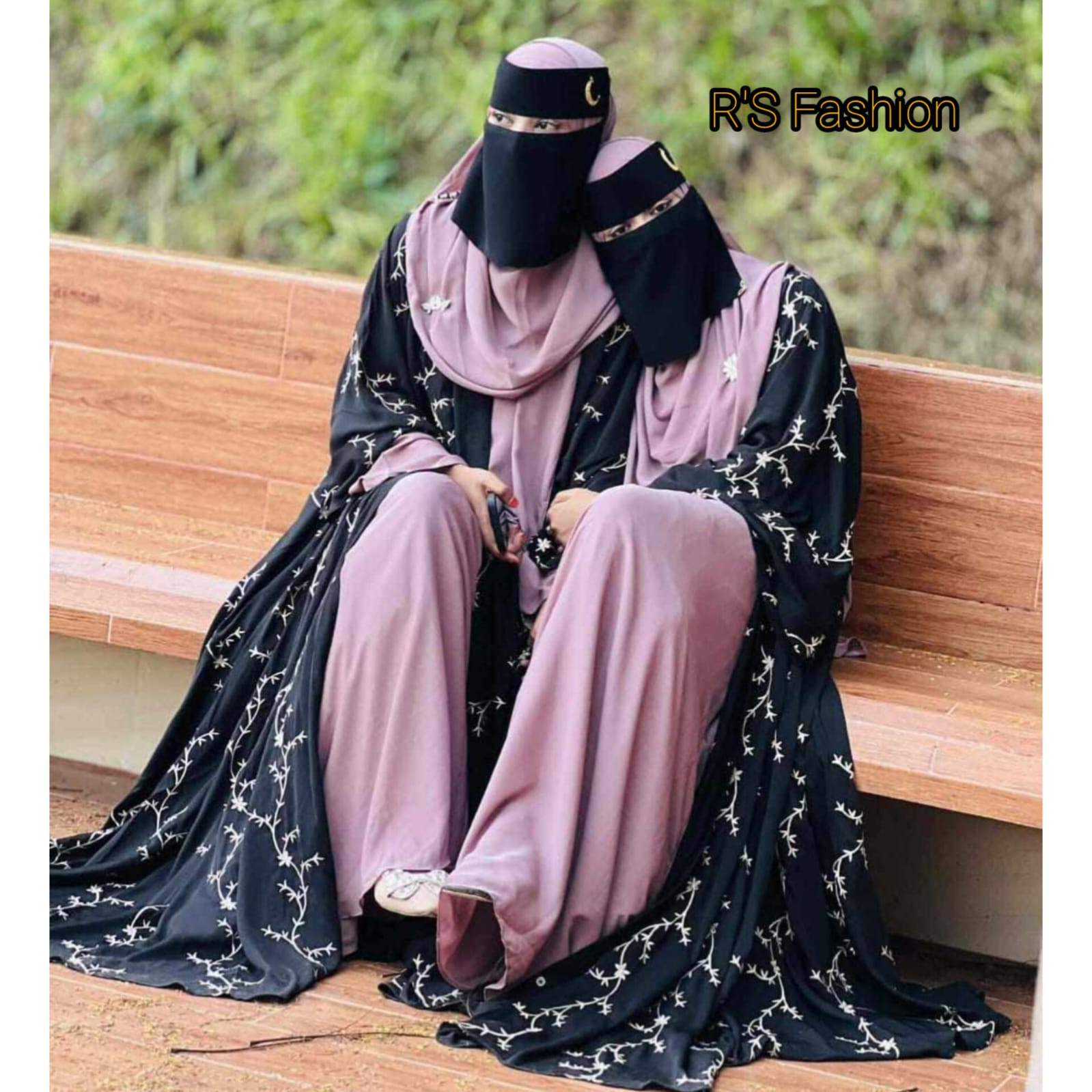 ভাইরাল লতা বোরকা
