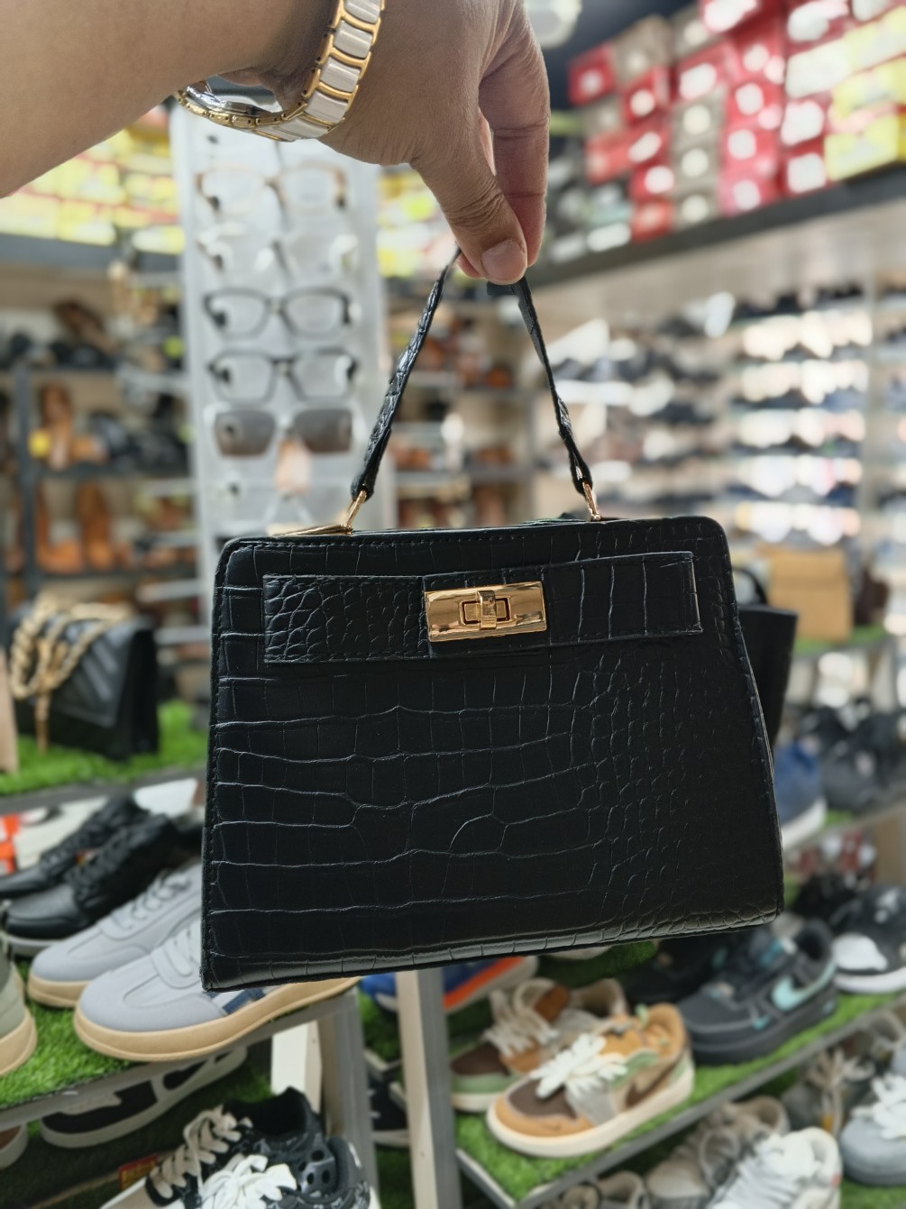 Woman’s Hand Bag.