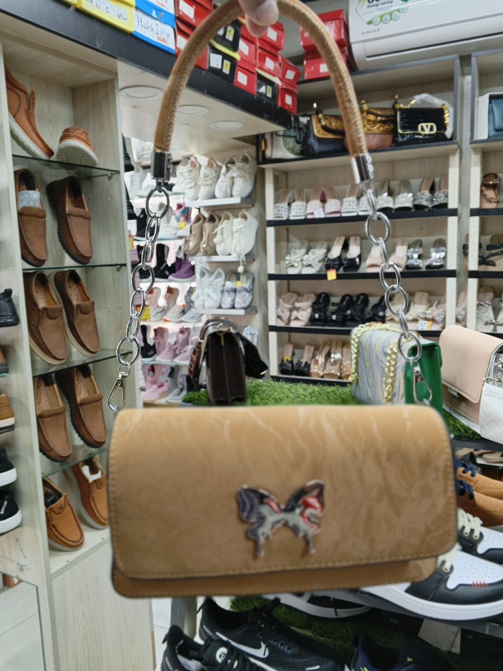 Woman’s Hand Bag.