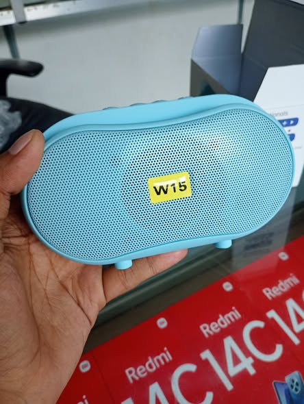 ? W15 Bluetooth Speaker – স্টাইলিশ লুক + পাওয়ারফুল পারফরম্যান্স! ?