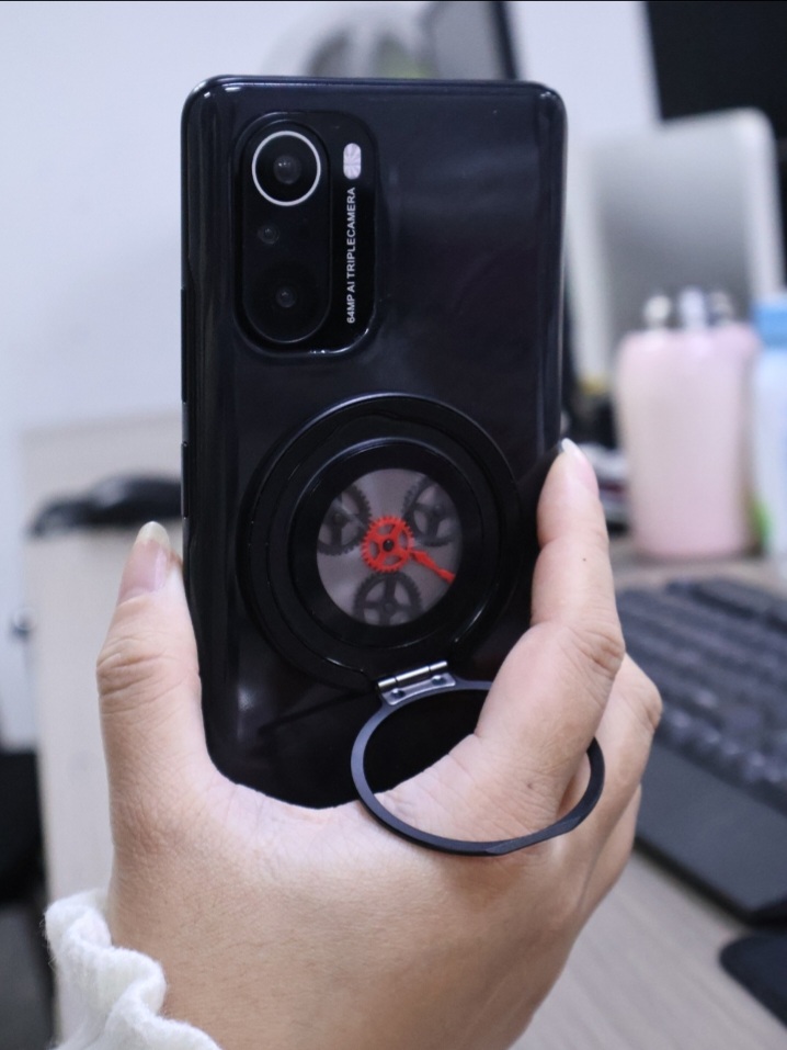 360° Adjustable Metal Phone Stand – Stylish Star Wheel Rotating Ring Holder for Smartphones