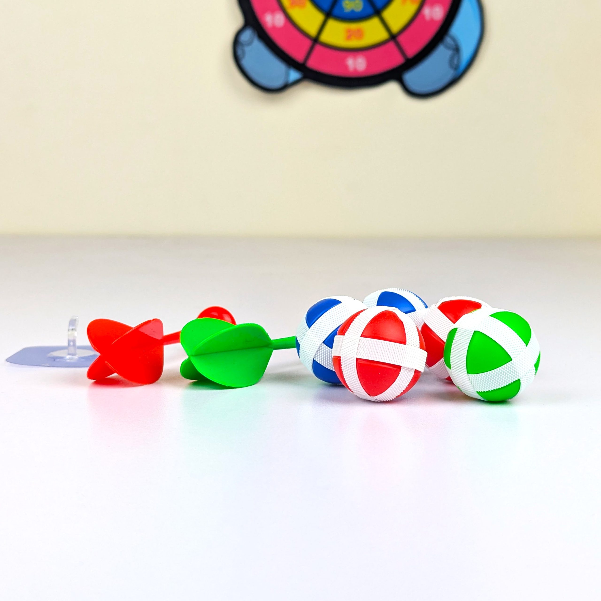 Sticky ball dart board toy 11983