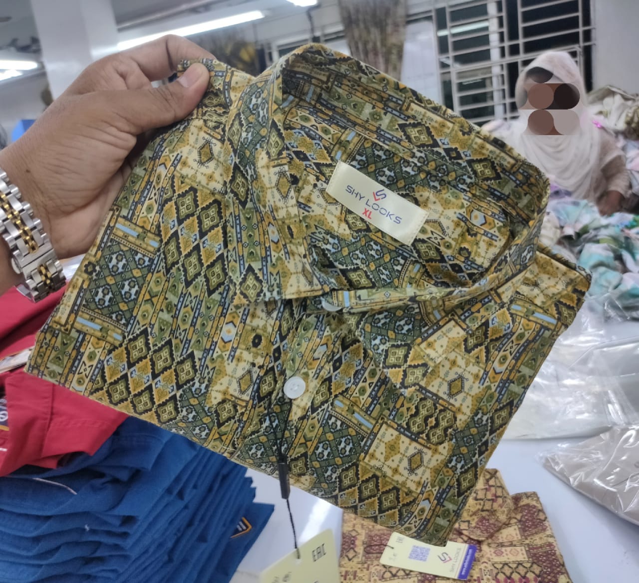 গ্রীষ্মের জন্য সেরা shirt : Shy Looks Cotton Half Sleeve Shirt