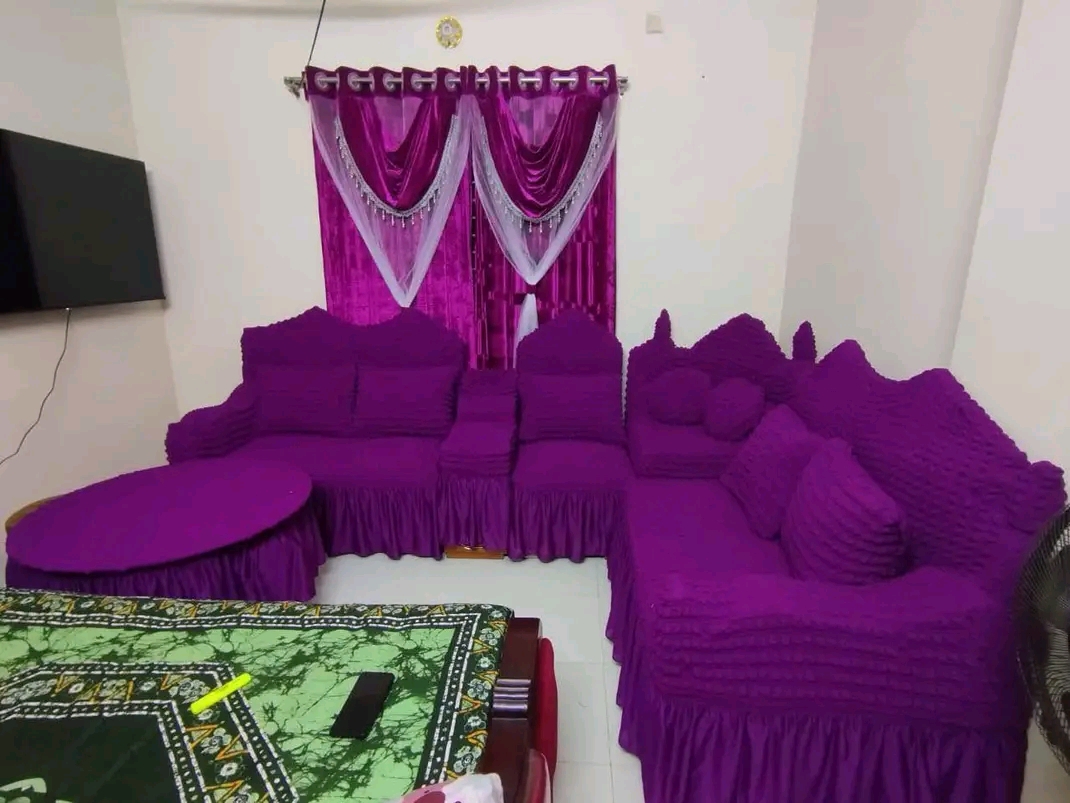 সোফার ডাস্ট কভার
