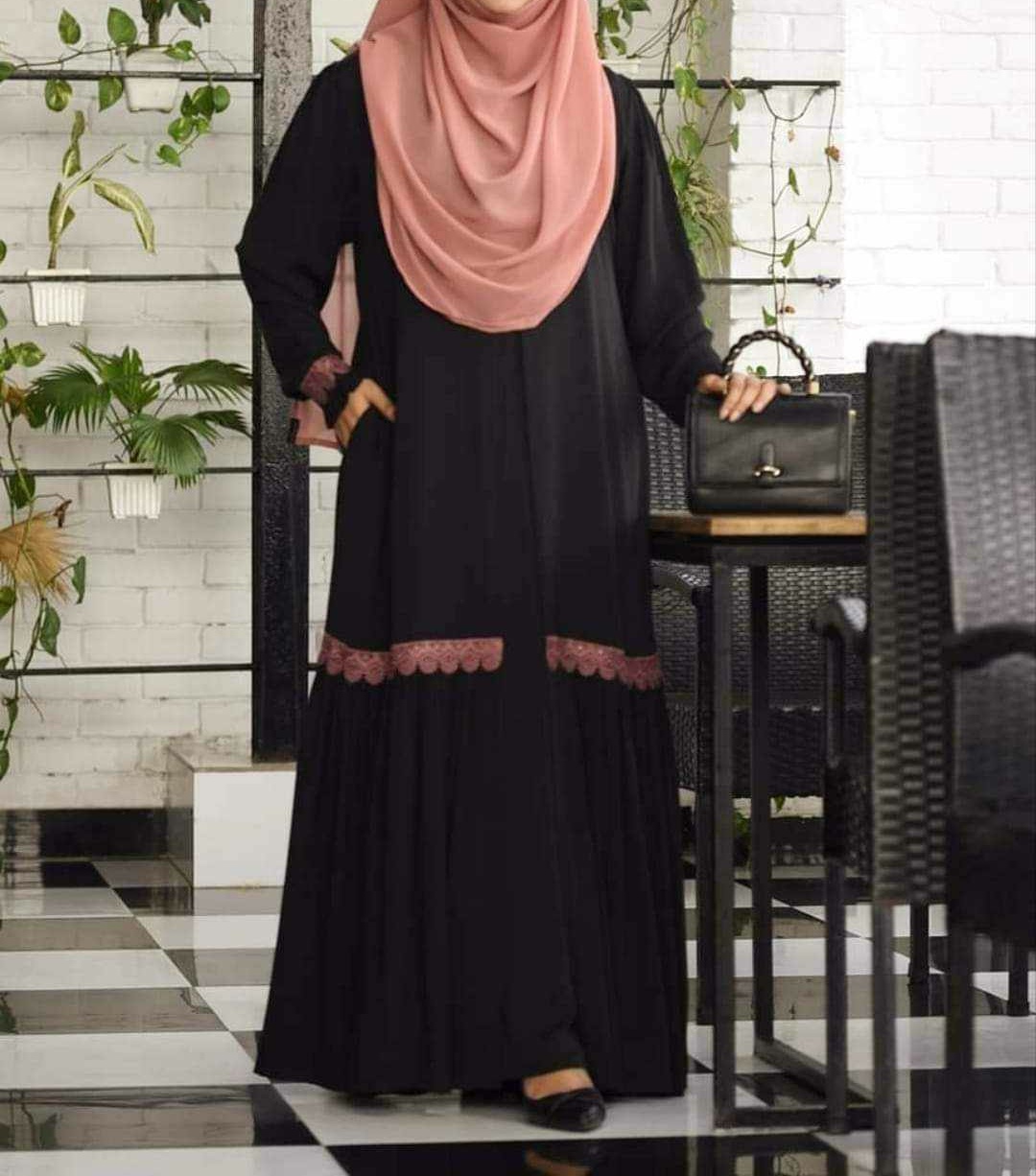 chain less borka