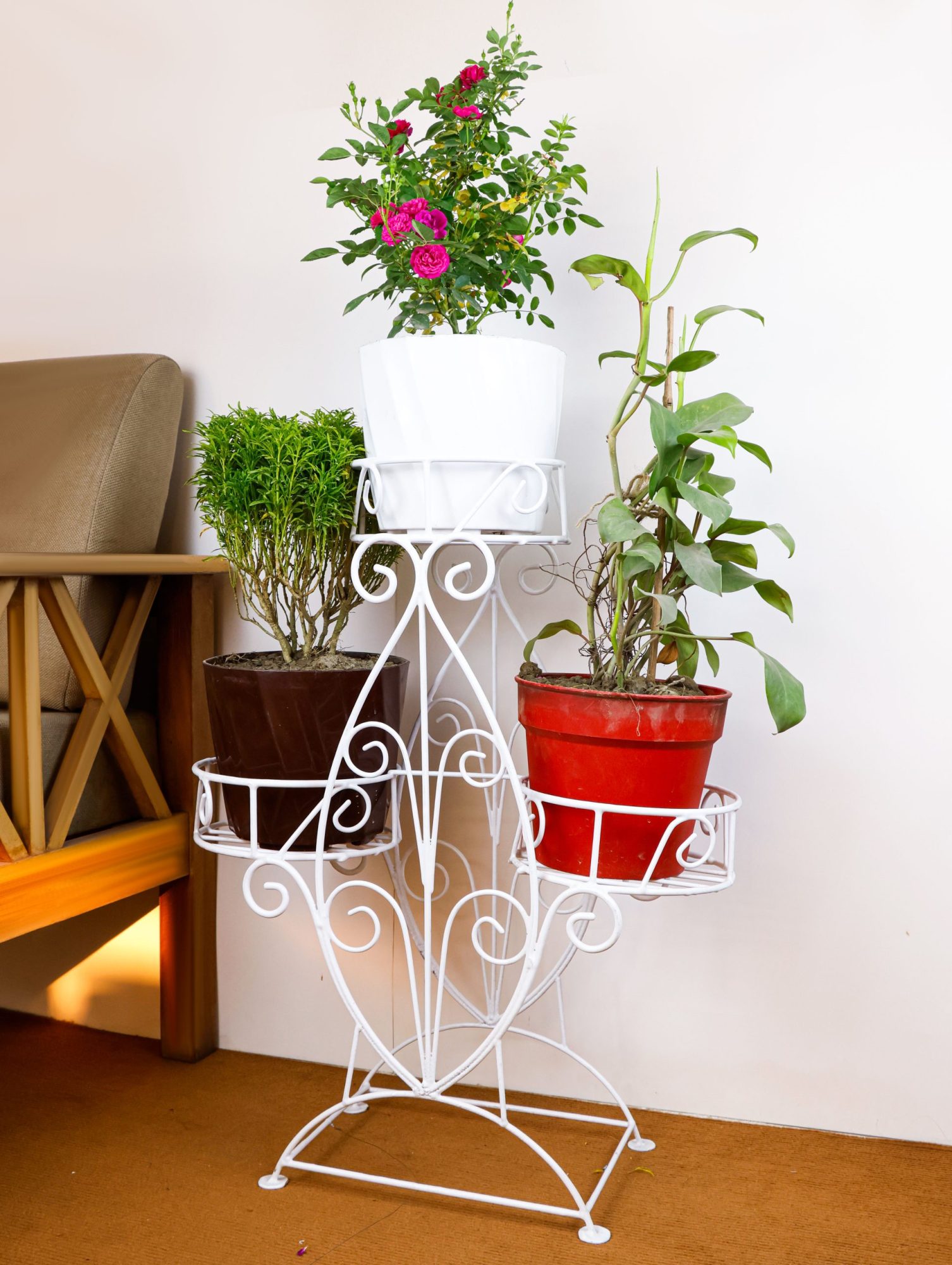 Metal Flower love stand