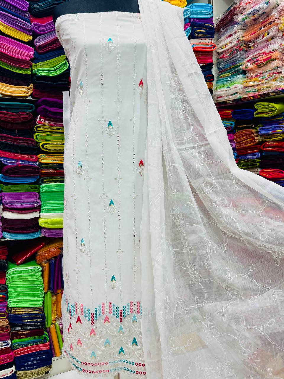 বালুচরি জর্জেট থ্রি পিস