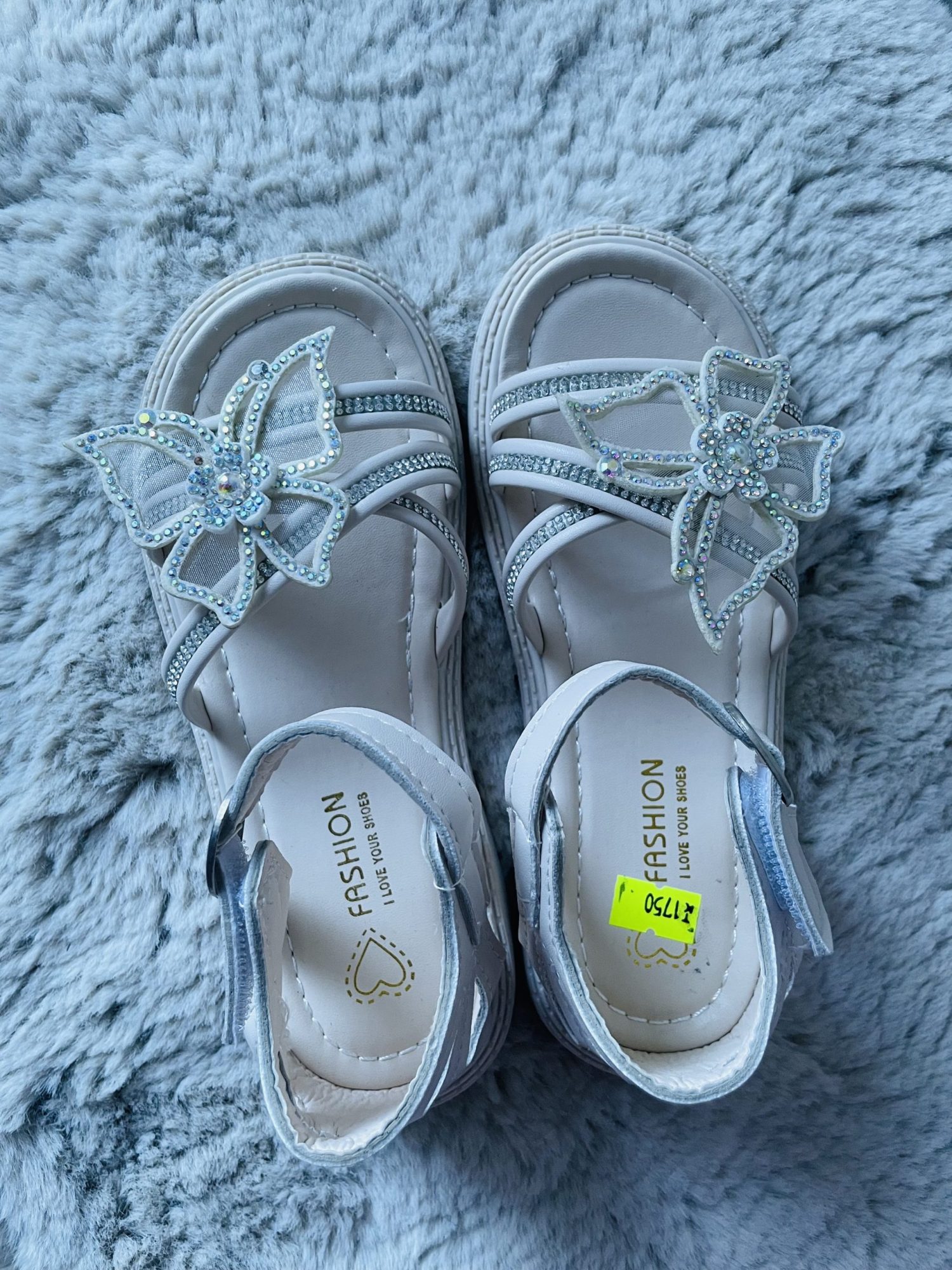 Kids shoes