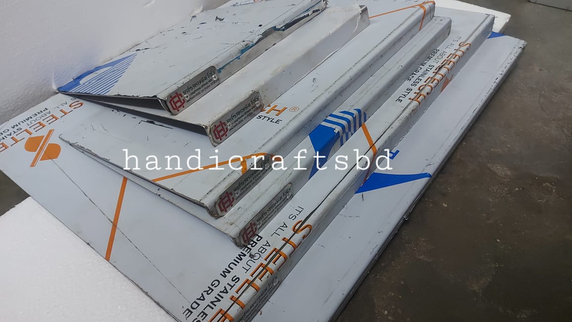৩০৪ গ্রেড স্টেইনলেস স্টিল চপিং বোর্ড 1.5mm (12×18 Inch)