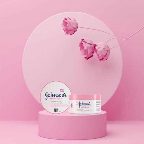 Johnson’s 24Hour Moisture Soft Cream 200 ml