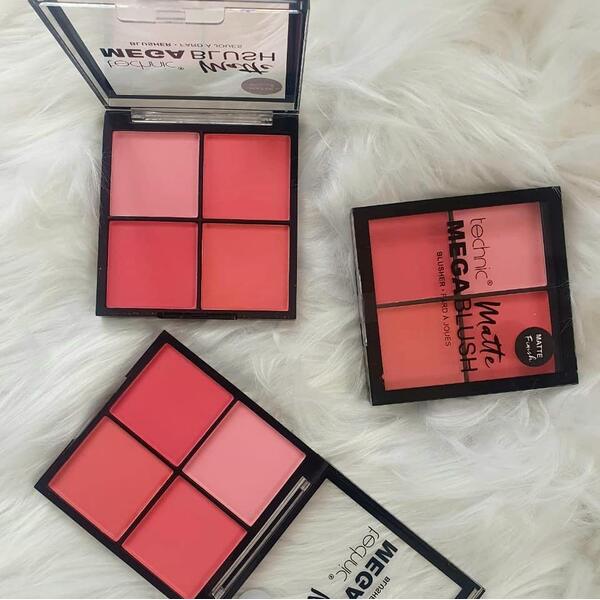 Technic Mega Matte Blush – 4 Color 11.2gm