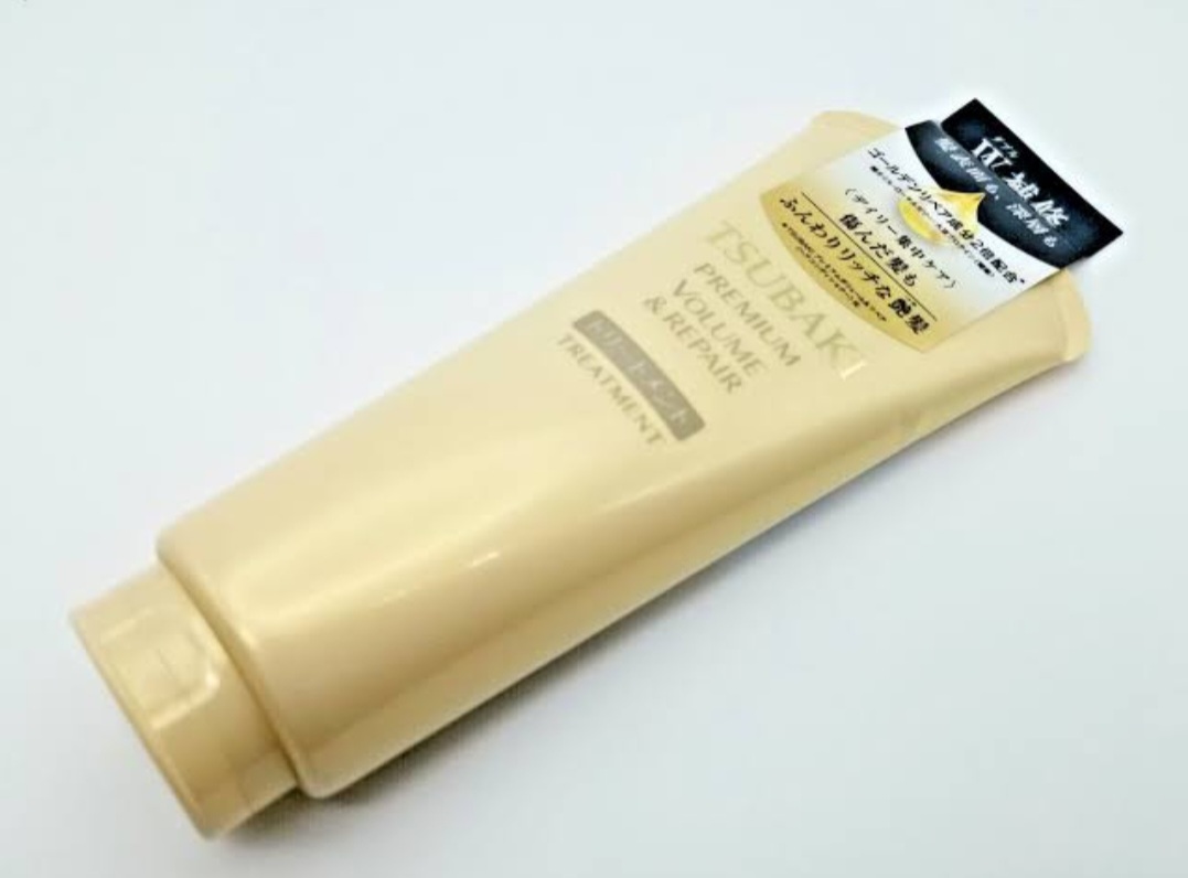 TSUBAKI Premium Volume & Repair Treatment