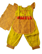 Block and Hand stitch baby 3 piece
