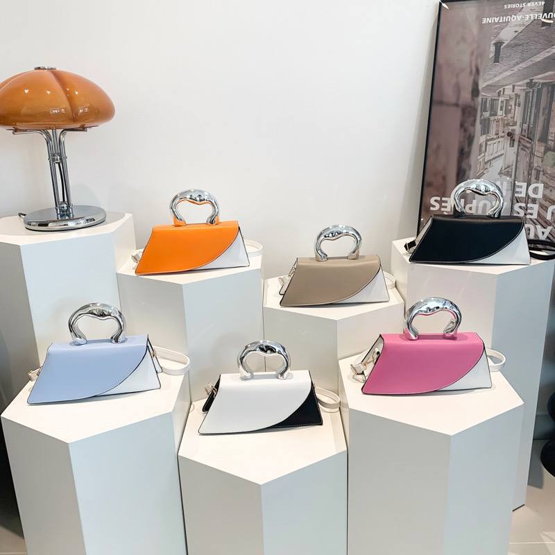 Trendy Fashionable Party Bag Code- DG14