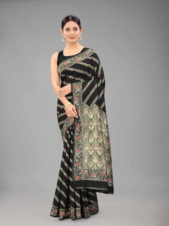 প্রিন্টেড সিল্ক শাড়ি (ব্লাউজ পিস সহ)
