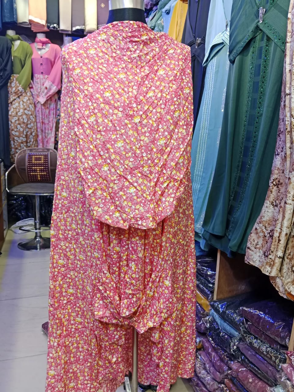 1 part khimar with Sleeves and Nikab,cokde:umiib,cod