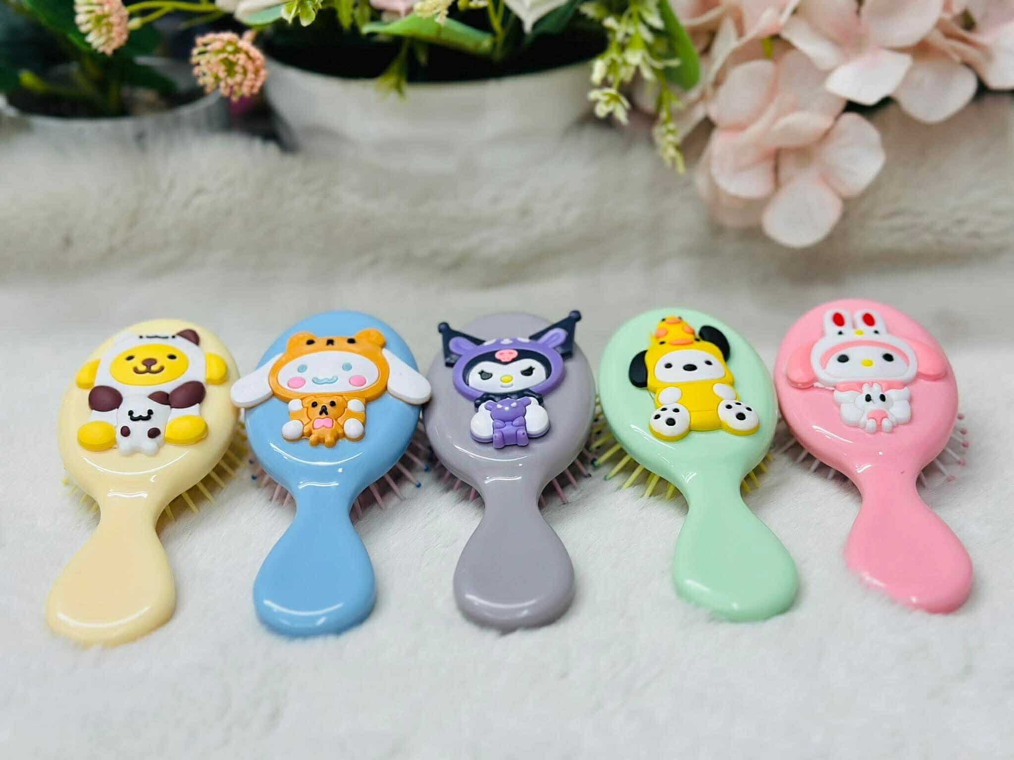 Mini Cartoon hair brush
