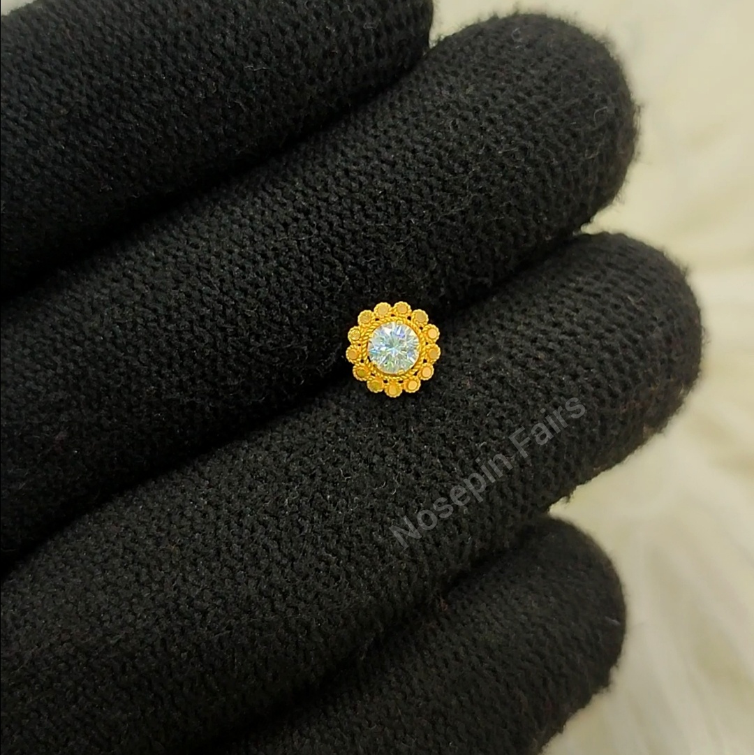 Gold Nosepin