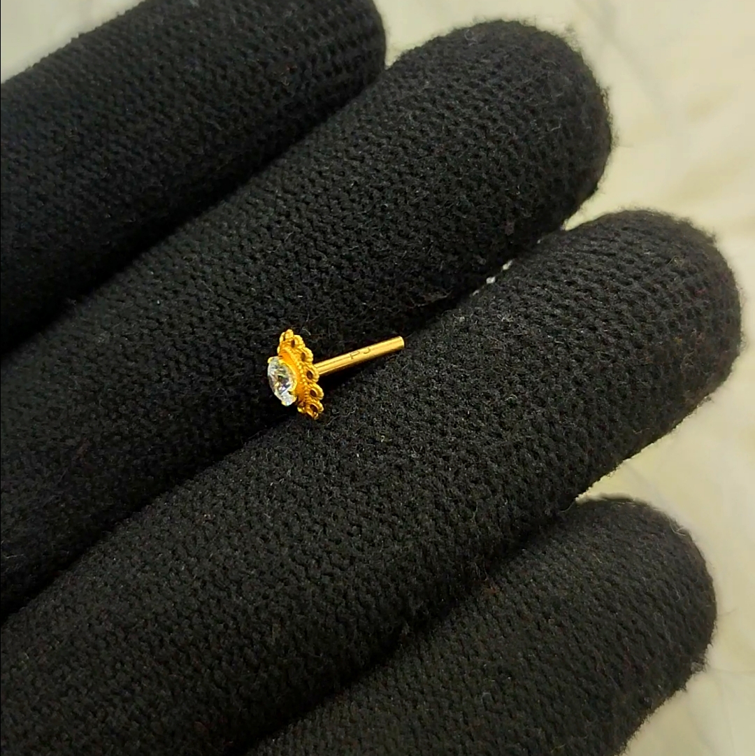 Gold Nosepin