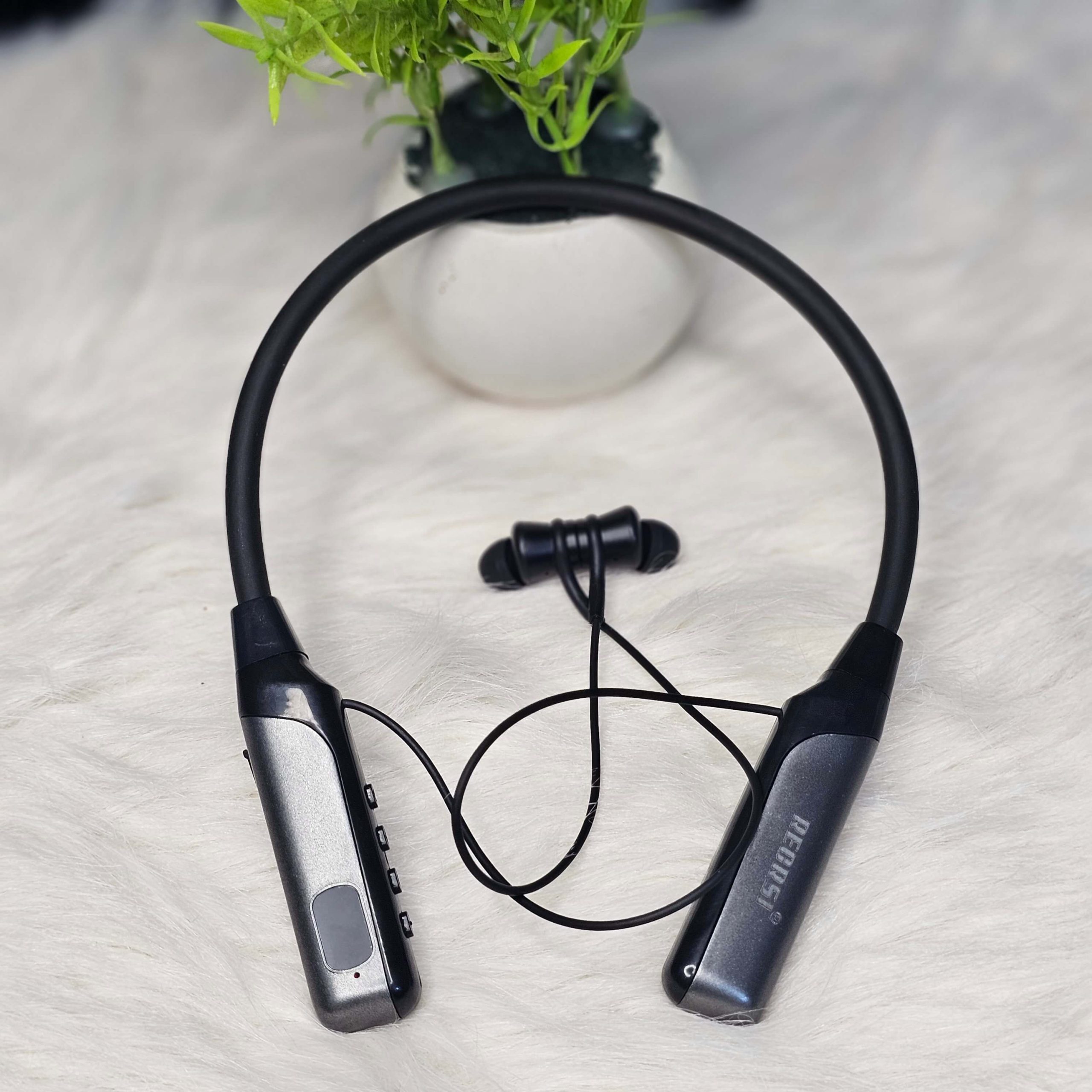 ??Regrsi NY-060 200h এক চার্জে চলবে ২০০ ঘন্টা??