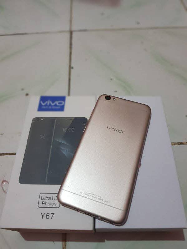 Vivo Y67