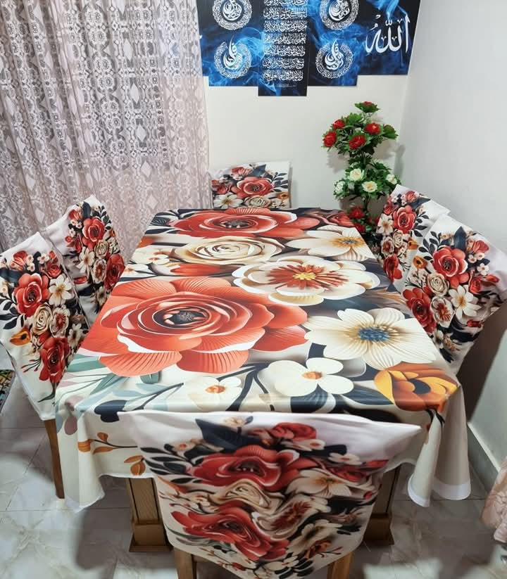 China Premium 3D Print Table Cloth Set Code : 7678