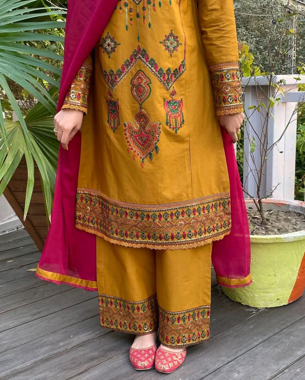 Sequence Embroidery Three Piece