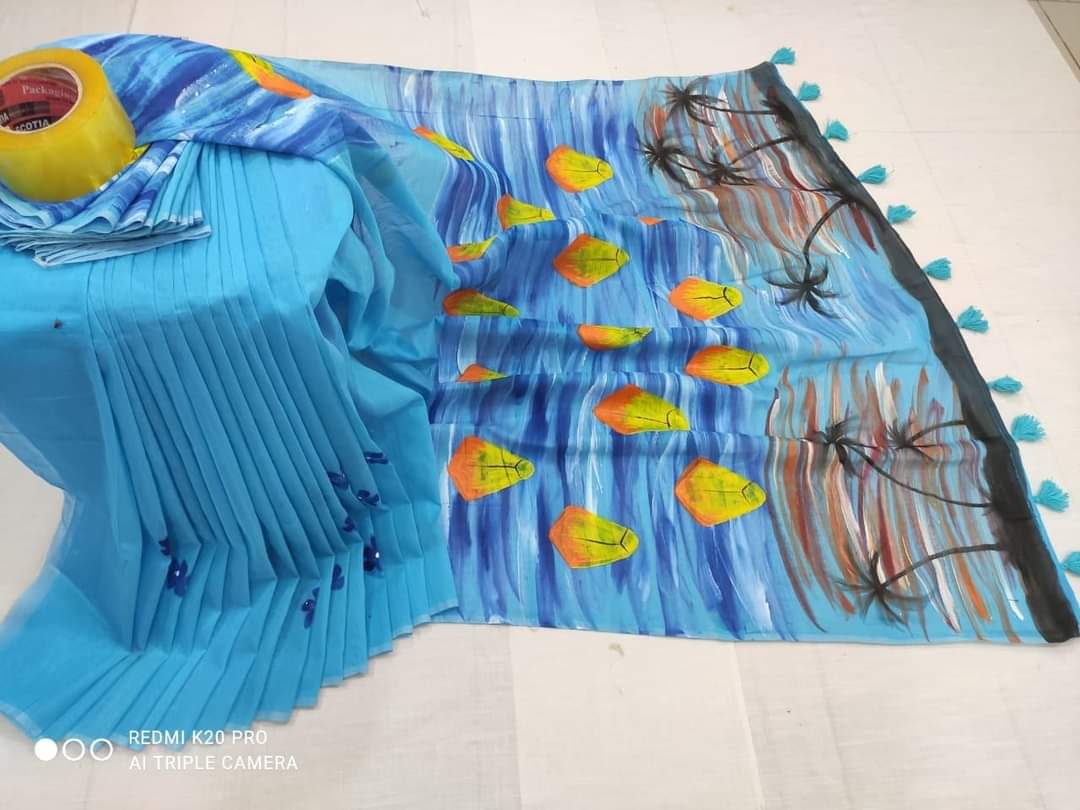 হাফসিল্ক শাড়ীতে হ্যান্ডপ্রিন্ট তুলির কাজ করা