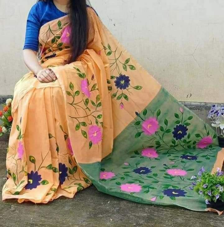 হাফসিল্ক শাড়ীতে হ্যান্ডপ্রিন্ট তুলির কাজ করা