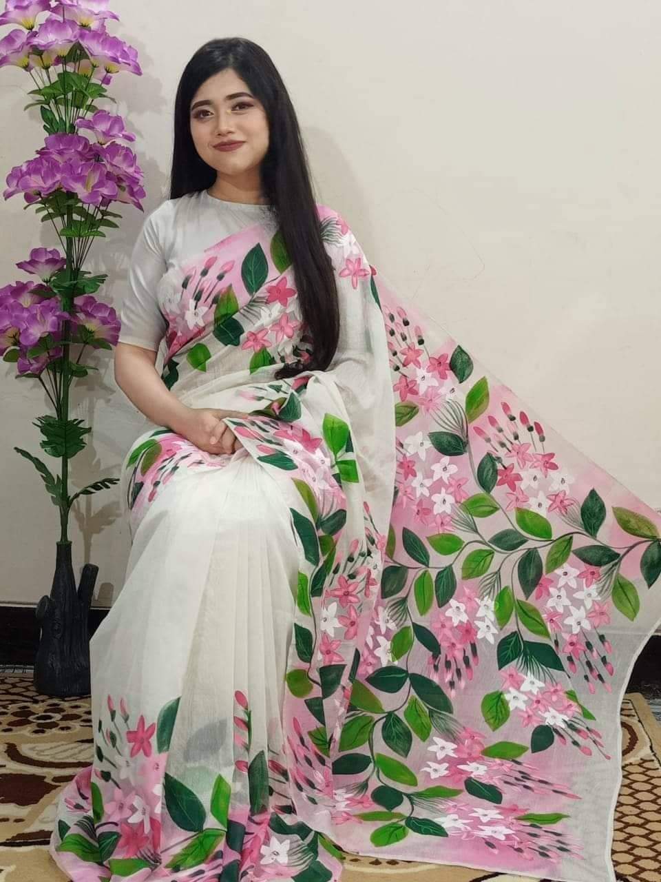 হাফসিল্ক শাড়ীতে হ্যান্ডপ্রিন্ট তুলির কাজ করা