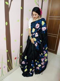 হাফসিল্ক শাড়ীতে হ্যান্ডপ্রিন্ট তুলির কাজ করা